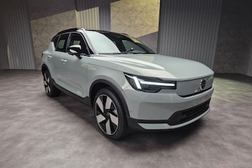 Volvo EX40