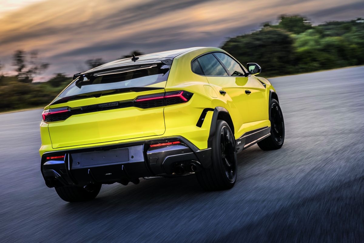 Lamborghini Urus SE Performante