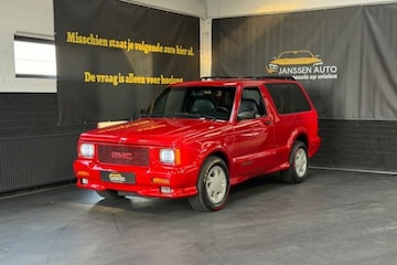 GMC Typhoon