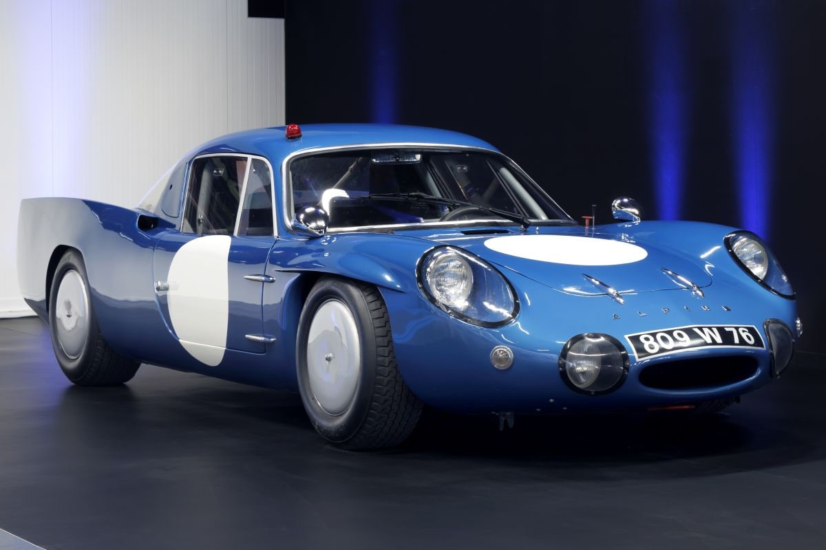 Alpine M65