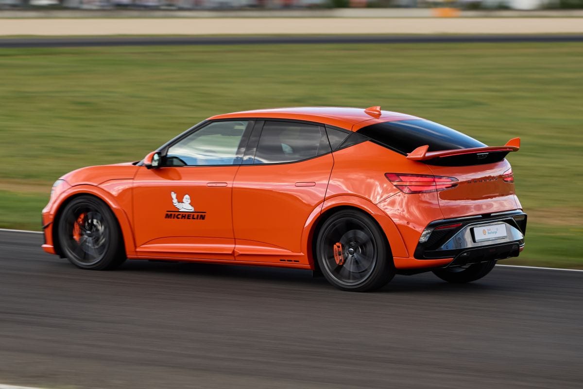 Genesis GV60 Magma