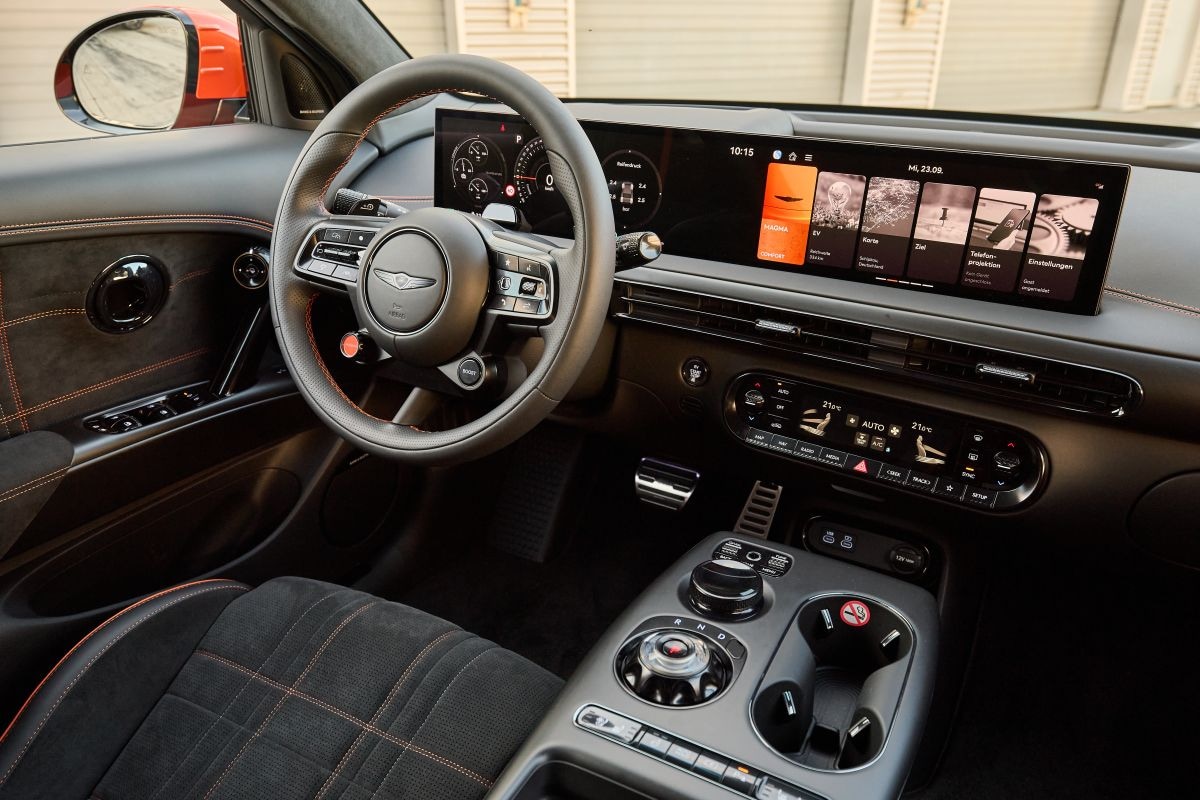 Genesis GV60 Magma