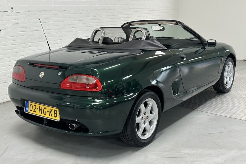 MG F