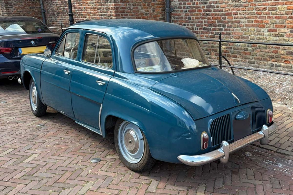 Renault Dauphine