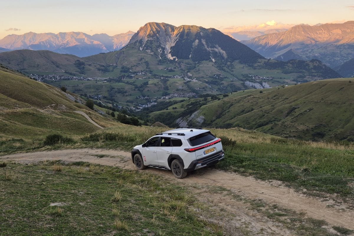 Subaru E-Outback duurtestreportage verslag frankrijk italië