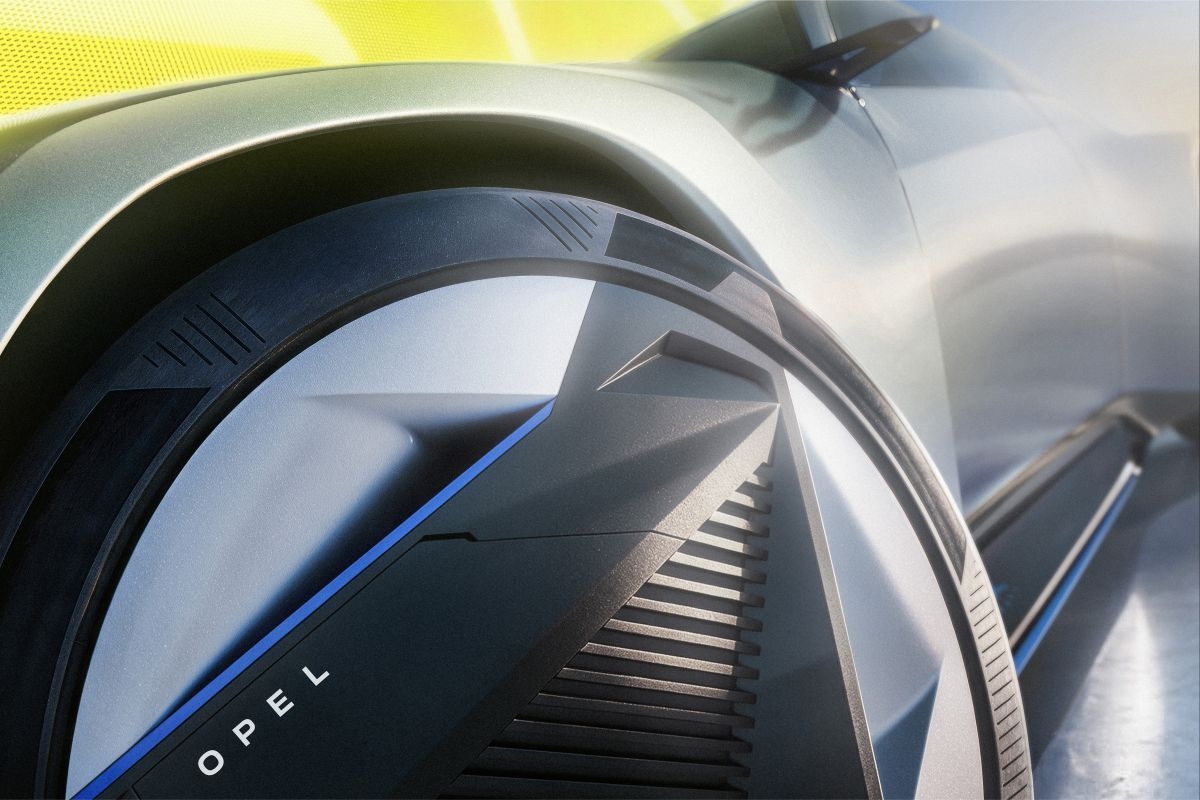 Opel STX Concept