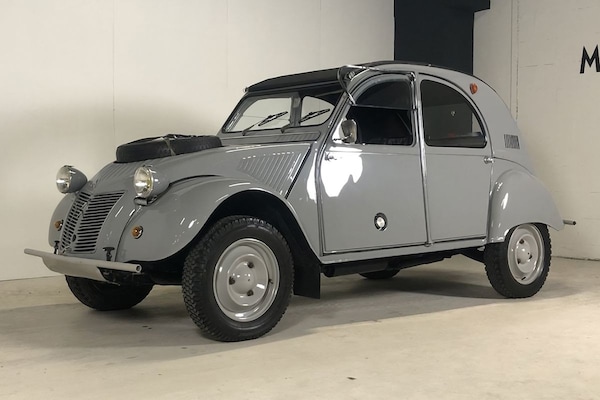 Citroën 2CV Sahara