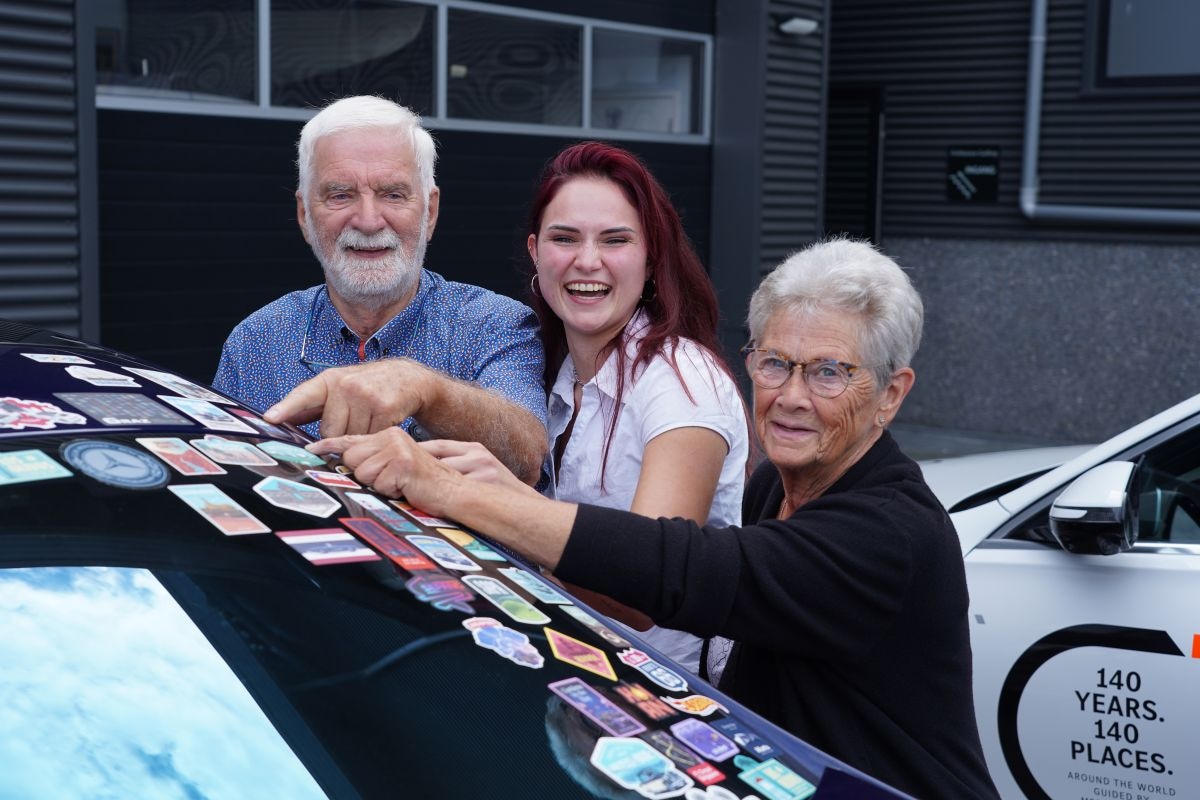 Mercedes 140 jaar wereldtoer