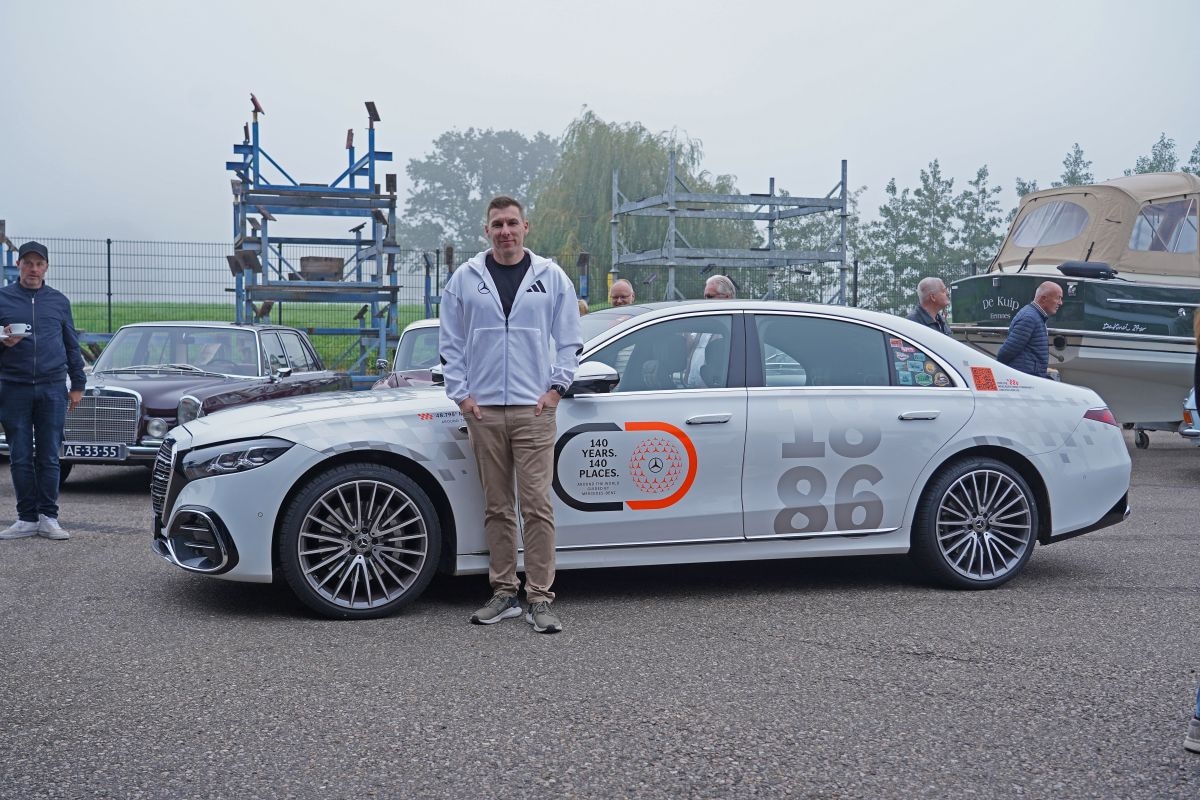 Mercedes 140 jaar wereldtoer