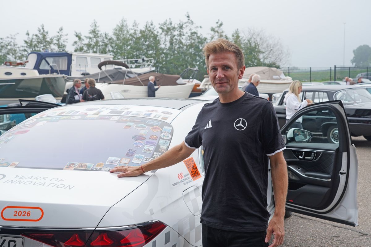 Mercedes 140 jaar wereldtoer