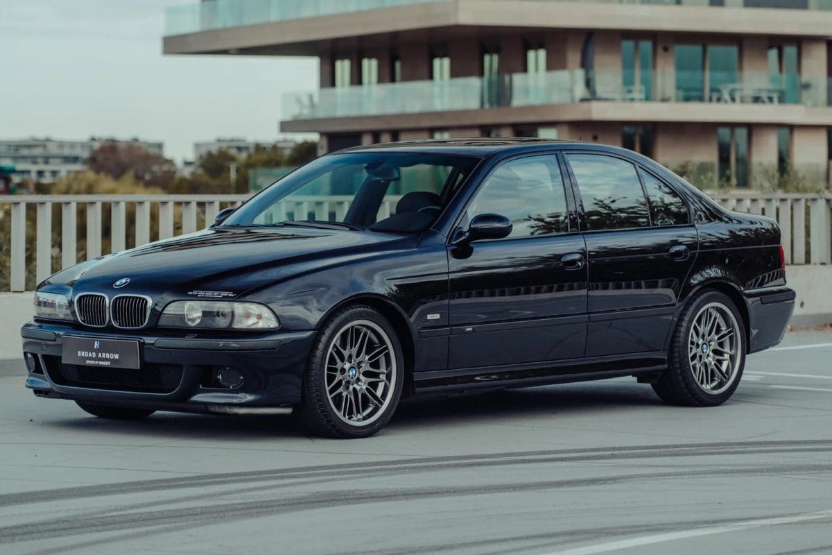 Unieke BMW M5 met W10 motor Volkswagen