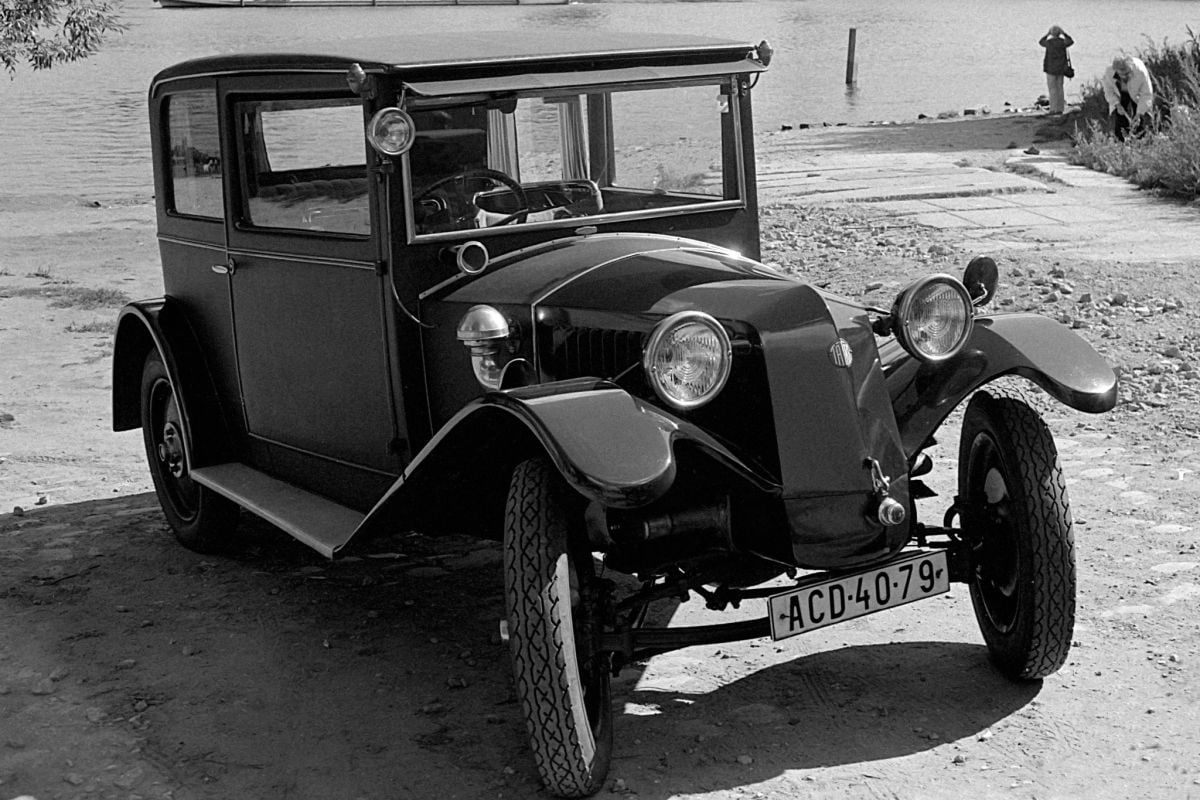 Tatra 11