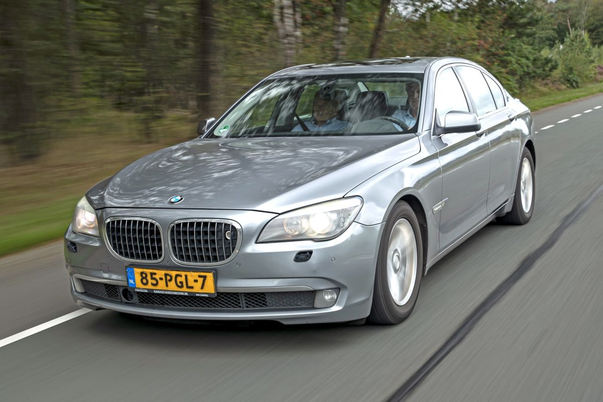 BMW 730d in klokje rond