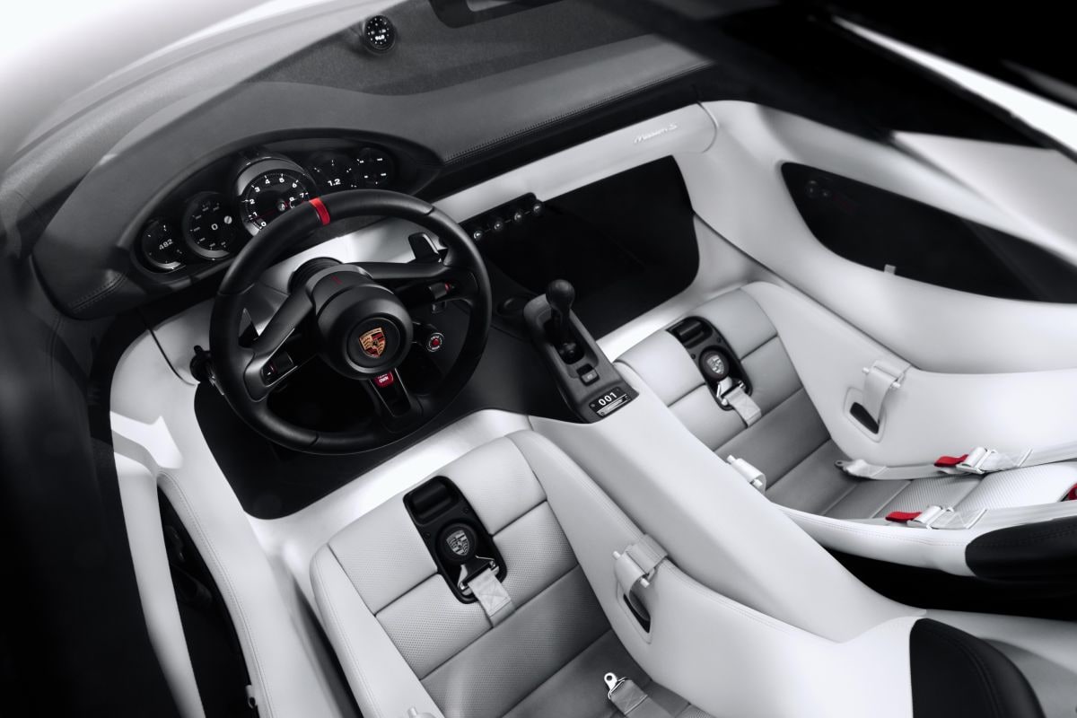 Porsche Mission S