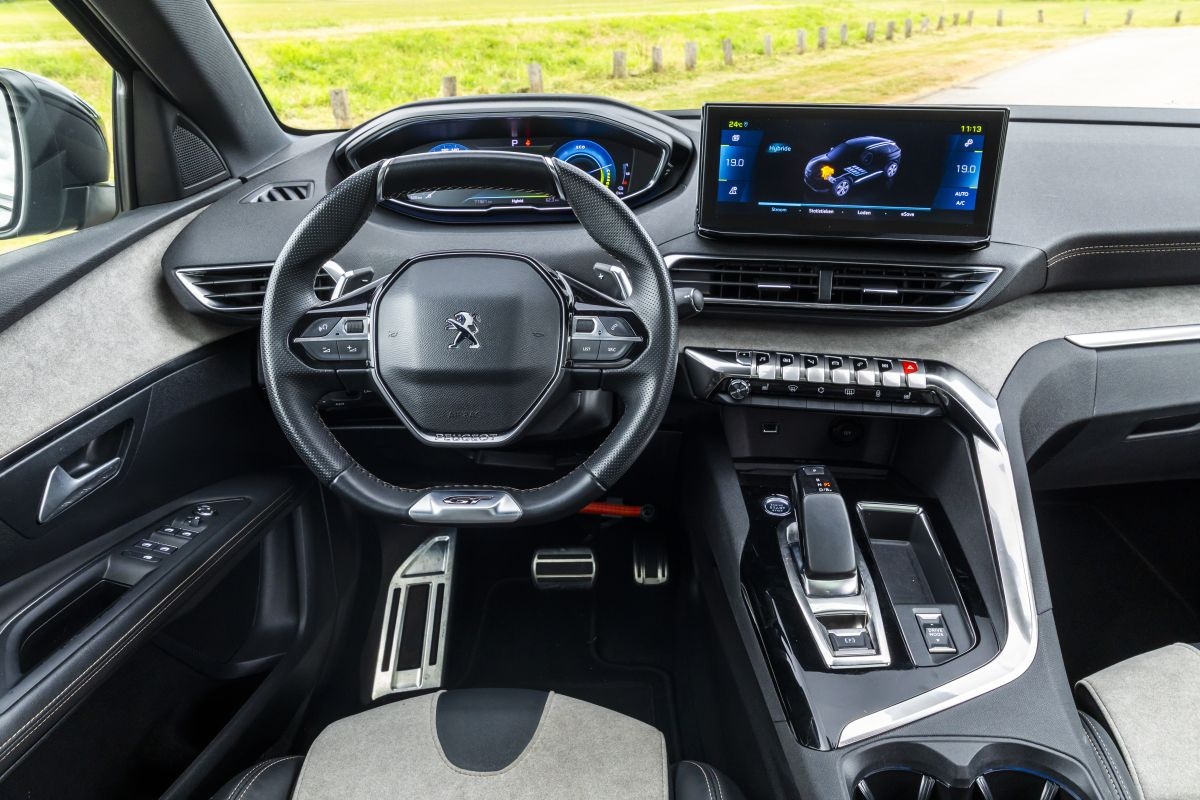 dashboard peugeot 3008 triotest occasions suv's